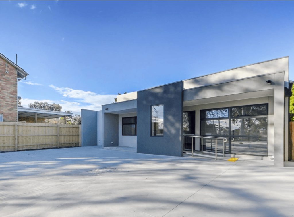 Warrigal Rd, Burwood