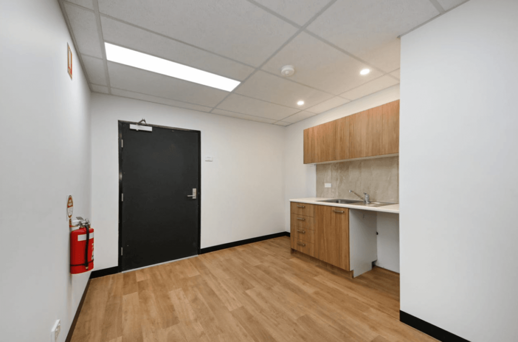Warrigal Rd, Burwood